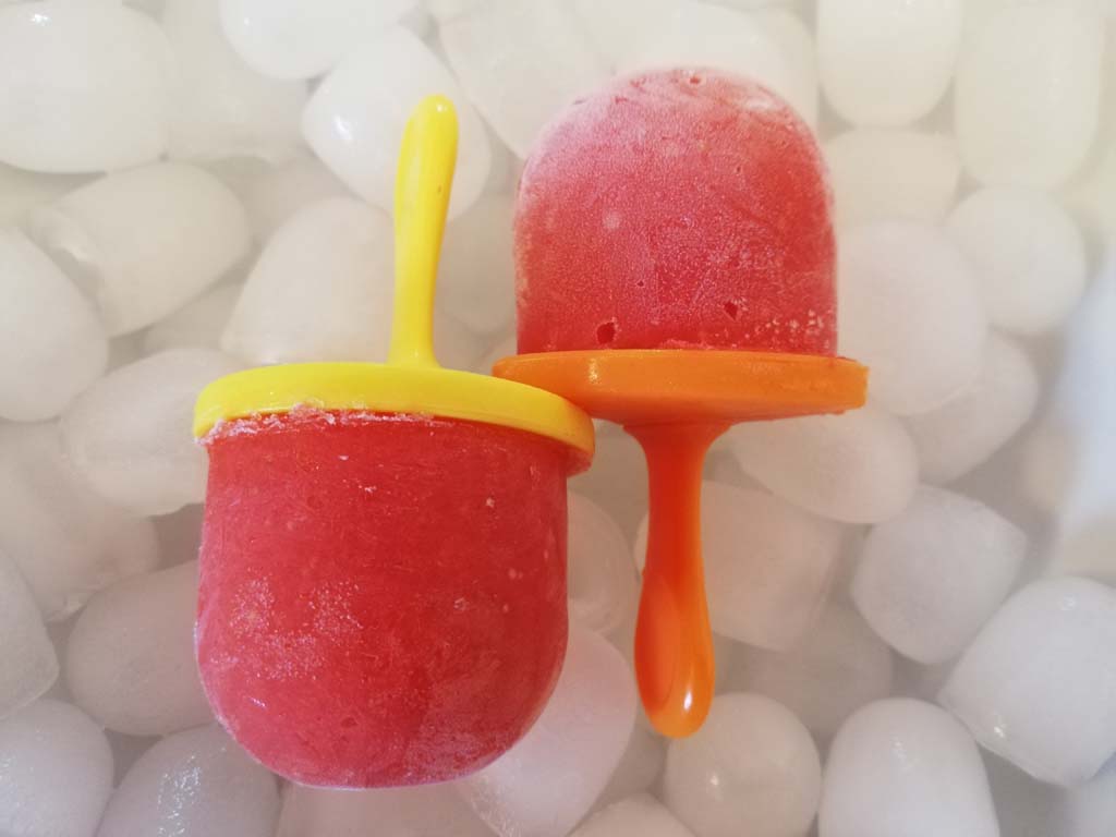 Erdbeer-Wassermelonen-Eis von hauptsacheesschmeckt