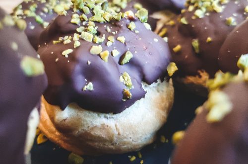 Brandteigkrapfen mit Schokocreme