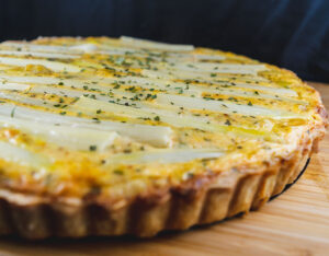 Vegetarische Spargel Quiche von hauptsacheesschmeckt