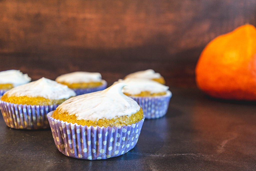 Kürbis-Muffins mit Frischkäsetopping