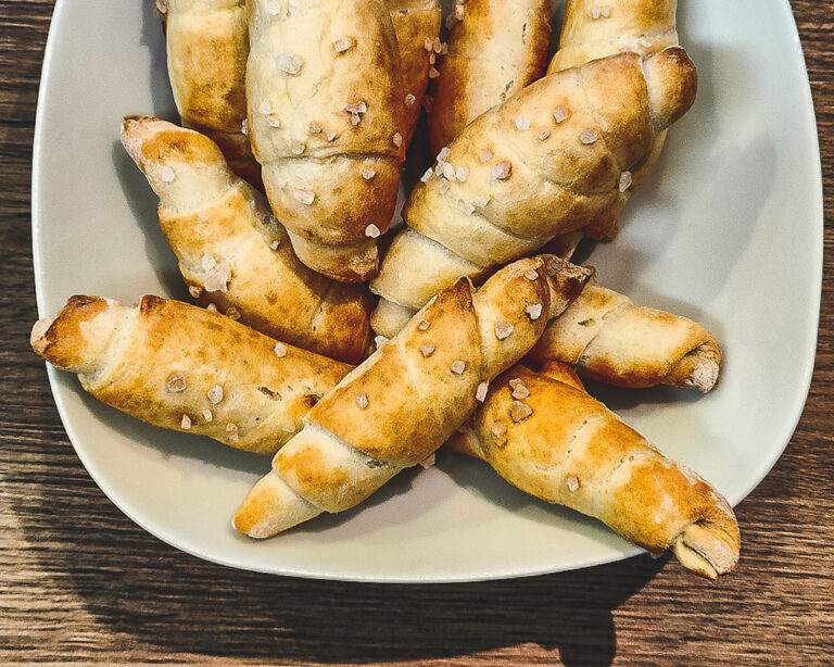 Selbstgemachte Mini-Salzstangerl