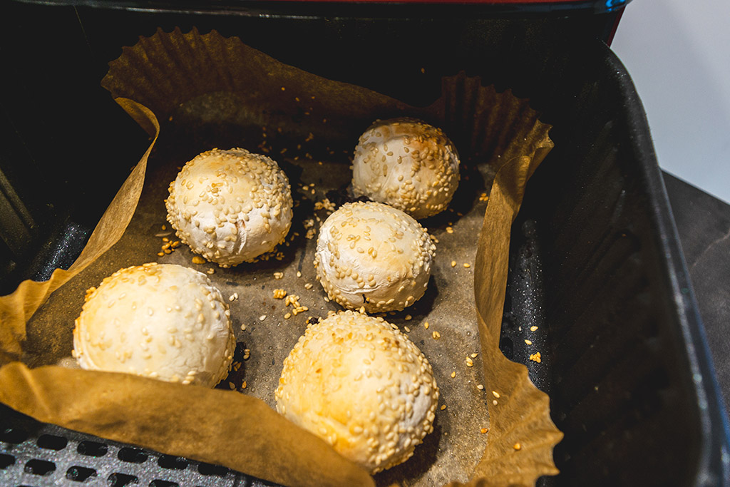 Sesambällchen in Heißluftfritteuse